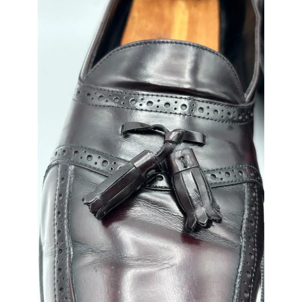 Johnston & Murphy Men's Size 12M Burgundy Leather Tassel Loafers Brogue Made USA
